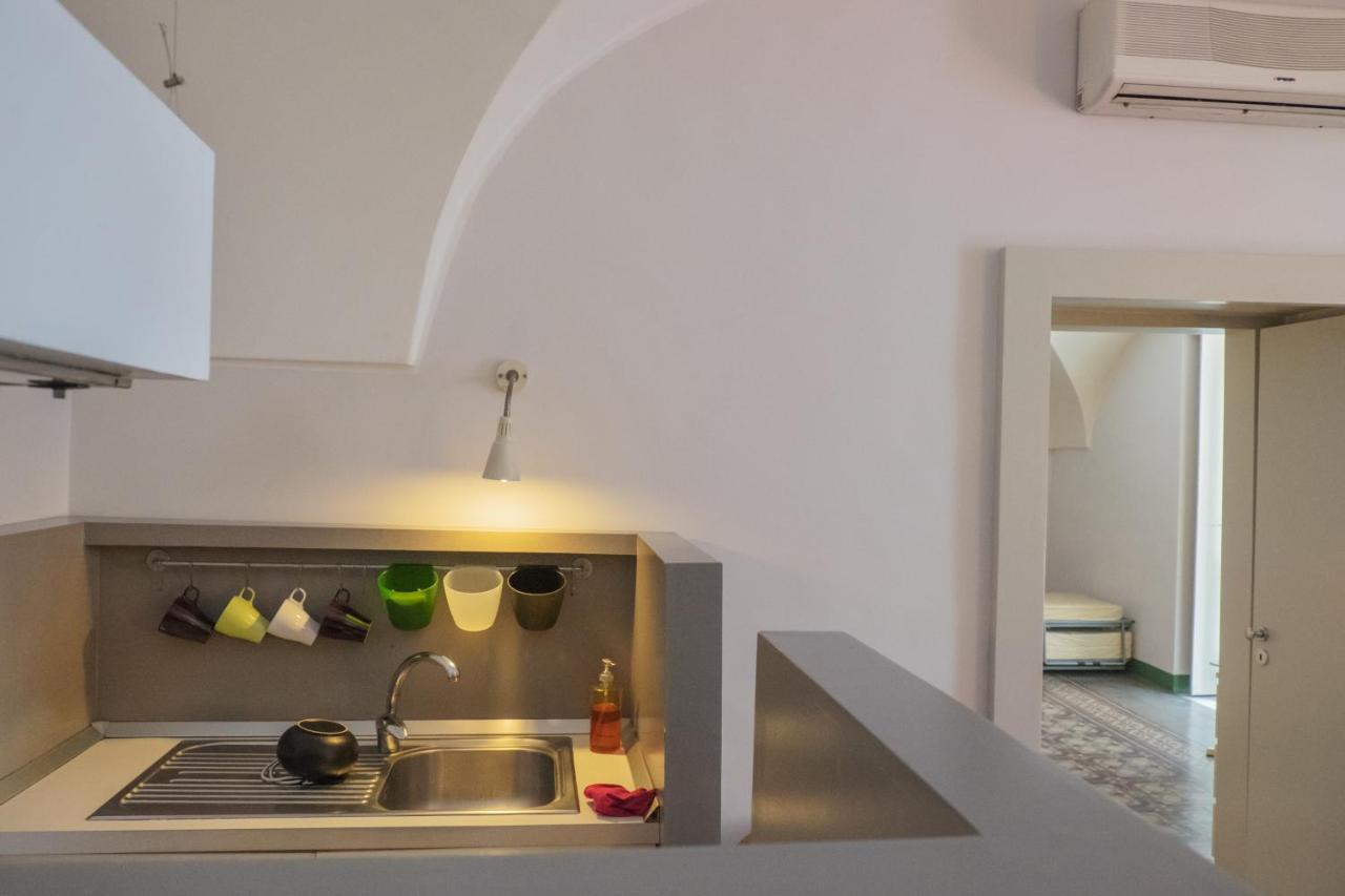 Tre Vie Apartment Con Terrazzo Giardino Pensile Катанія Екстер'єр фото