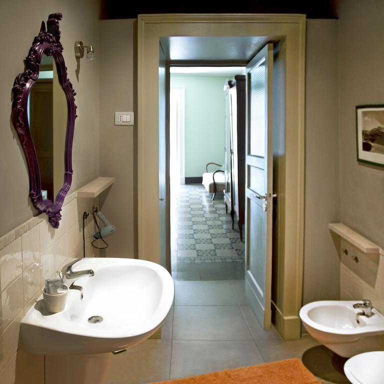 Tre Vie Apartment Con Terrazzo Giardino Pensile Катанія Номер фото