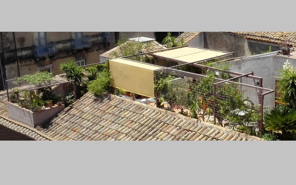 Tre Vie Apartment Con Terrazzo Giardino Pensile Катанія Екстер'єр фото